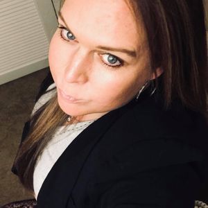 Meet your Posher, Christina'star